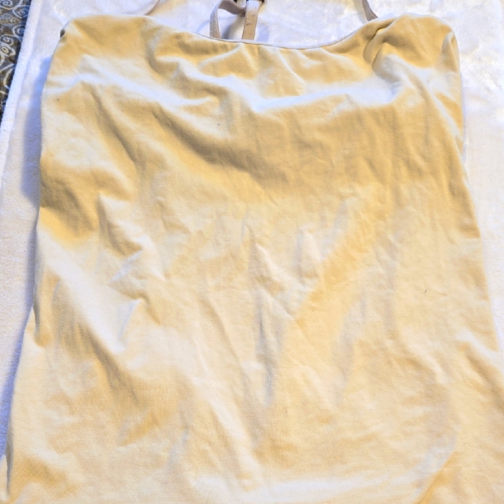 Woman's UNDERSHIRT